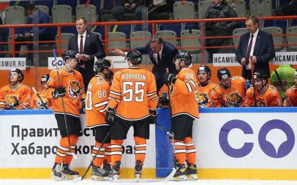 Сергей Светлов: &laquo;Впереди семь матчей за 13 дней - пик календаря для &laquo;Амура&raquo;