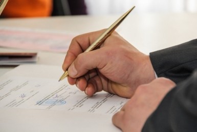 Итоги дня:  2-летняя жертва ДТП, жестко о медкадрах, новый антирекорд