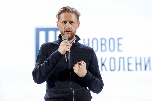 Клуб предпринимателей ДВ: в гостях Евгений Черняк, иммерсивный концерт и не только