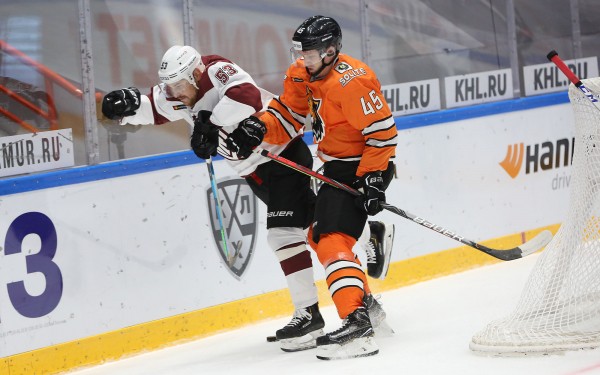 Валентин Пьянов: &laquo;В играх с &laquo;Авангардом&raquo; нет того накала, как когда- то с &laquo;Сибирью&raquo;