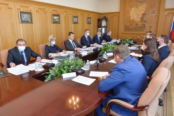 Михаил Дегтярев провел рабочую встречу с руководством компании "Амур Минералс"