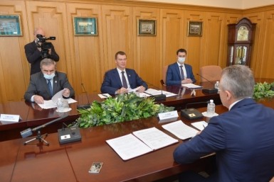 Итоги дня: +227, в Питер не летим, усиление ветра, история семьи и студенты идут на работу