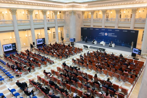 Разработка стандартов в пандемию помогла работать в нестандартных условиях - Павлов Вадим Разработка стандартов в пандемию помогла работать в нестандартных условиях - Павлов Вадим