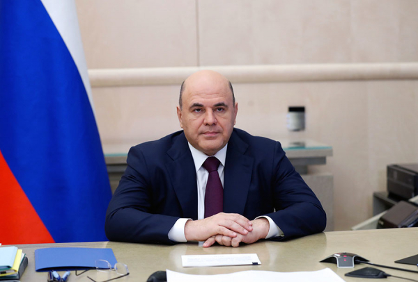 Беззаявительно перечислят: ПФР разъяснил порядок новогодних выплат семьям с детьми