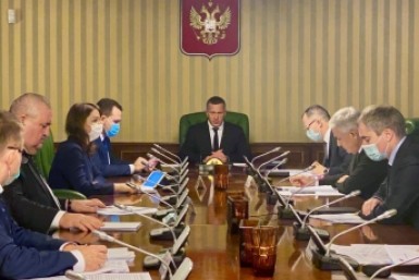 Итоги дня: ученик против уборщицы, порно-скандал, вакцинация и Варламов о Хабаровске Итоги дня: ученик против уборщицы, порно-скандал, вакцинация и Варламов о Хабаровске