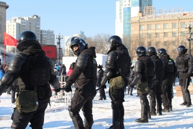 Итоги дня: несанкционированный хабаровский митинг, вакцинация и самые популярные имена
