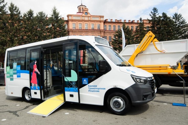 Единое транспортное решение для Хабаровского края: автобусы, бункеровоз и фудтрак от ГАЗ