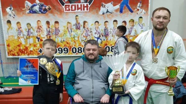 &laquo;Творится просто беспредел&raquo;: в Хабаровске школа единоборств добивается наказания виновных в нападении на её здание