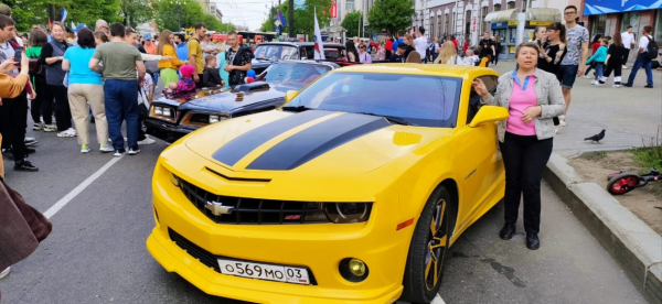 Оркестр, стрит-арт и танцы: на главной улице стартовал фестиваль "Счастливый Хабаровск"