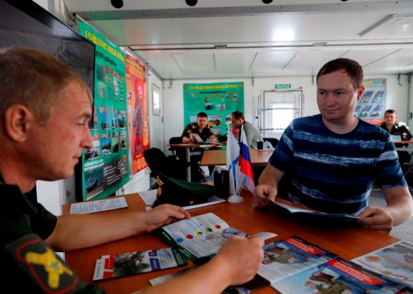 "Вальс на Т-80" и "мазурка на БМП-2": в Хабаровском крае завершился форум "Армия-2021"