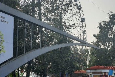 Итоги дня: беспартийные за бортом, москвичей покусали цены, сняли главу Бикина и новая ГЭС