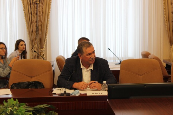 Многодетным семьям и селянам в Хабаровском крае предложили строить дома своими силами Многодетным семьям и селянам в Хабаровском крае предложили строить дома своими силами