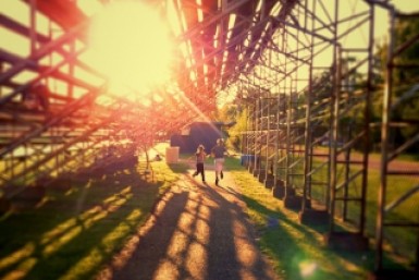 Итоги дня: падение ребенка, бегом от медведя, дорожный лихач и комариное озеро с запахом