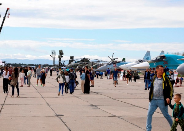 "Вальс на Т-80" и "мазурка на БМП-2": в Хабаровском крае завершился форум "Армия-2021"