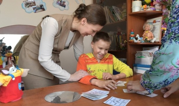 Эти точно помогут! Топ-5 самых известных "звездных" благотворителей в России