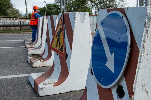 Хабаровск колом: к обеду добрались на работу горожане из-за внезапного ремонта &ldquo;пионерки&rdquo;