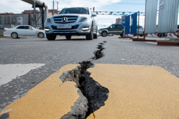 Хабаровск колом: к обеду добрались на работу горожане из-за внезапного ремонта &ldquo;пионерки&rdquo;