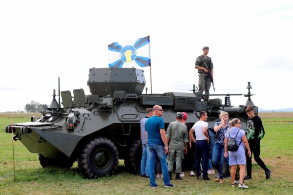 "Вальс на Т-80" и "мазурка на БМП-2": в Хабаровском крае завершился форум "Армия-2021"