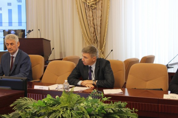 Многодетным семьям и селянам в Хабаровском крае предложили строить дома своими силами Многодетным семьям и селянам в Хабаровском крае предложили строить дома своими силами