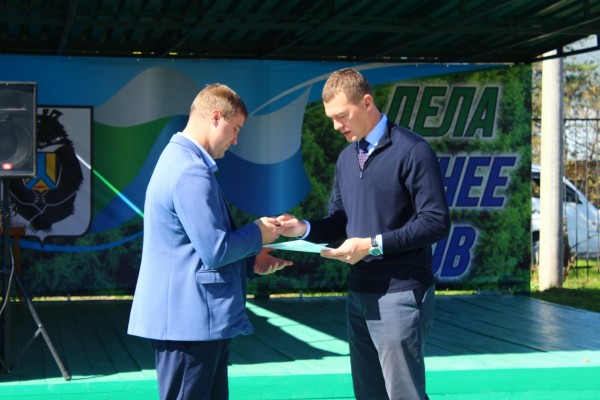 Хабаровский край лучше многих справился с обновлением пожарной техники - Михаил Дегтярев