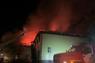 Итоги дня: примотанный скотчем, опять пожар, Нюрнберг на Амуре и автобусы на Пионерке