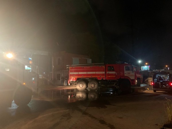 Административное здание на проспекте 60 лет Октября в Хабаровске горело минувшей ночью Административное здание на проспекте 60 лет Октября в Хабаровске горело минувшей ночью