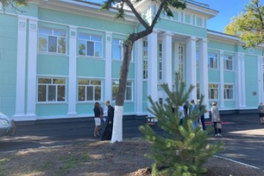 Итоги дня: смертельное ДТП,  задавили инспектора, падение с качели и победа "Амура"