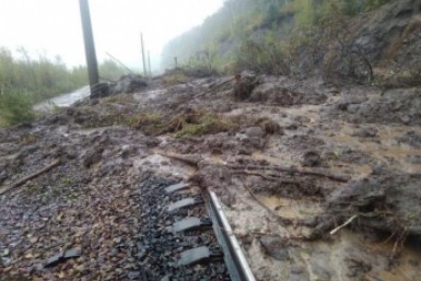 Итоги дня: врио в храме, похолодание, лавина на путях, срок за металл и фото с войны