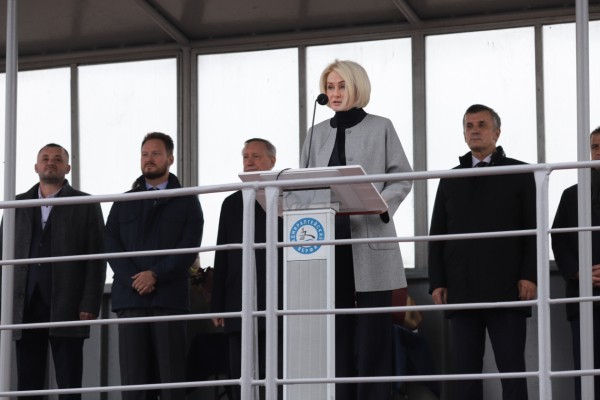 Спущен на воду российский супертраулер "Капитан Мартынов" для РРПК