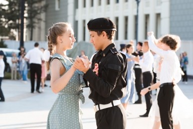 Итоги дня: примотанный скотчем, опять пожар, Нюрнберг на Амуре и автобусы на Пионерке