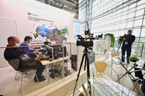 Во Владивостоке стартовал шестой Восточный экономический форум