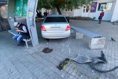 Итоги дня: хабаровчане в финале "Кожаного мяча", пожар напротив "Броско", авария на Ленина Итоги дня: хабаровчане в финале "Кожаного мяча", пожар напротив "Броско", авария на Ленина