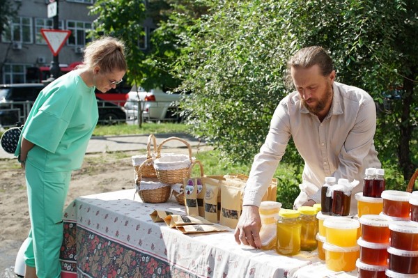 Новую сельскохозяйственную ярмарку открыли в Хабаровске
