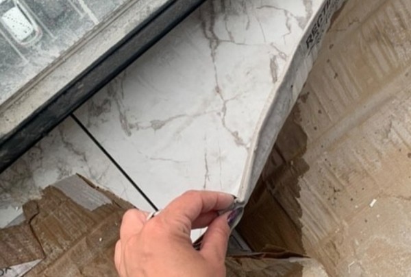 Богатые тоже плачут: элитные квартиры затопило после дождя в жилом комплексе Хабаровска