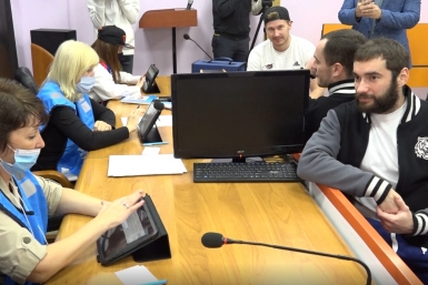 Итоги дня: новый рекорд, дело Фургала, выживший,  оранжевое настроение и самый страшный