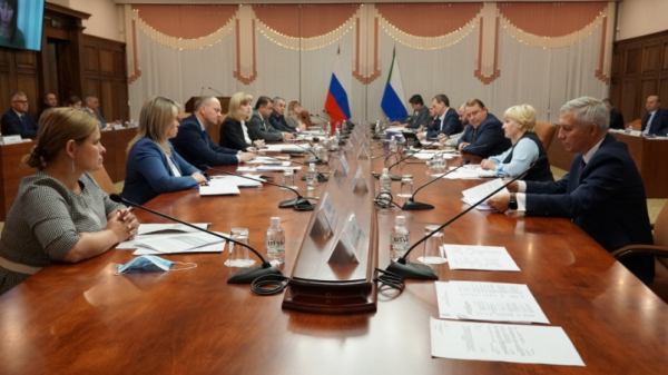 Создание комфортного инвестклимата в Хабаровском крае рассмотрели власти и бизнес