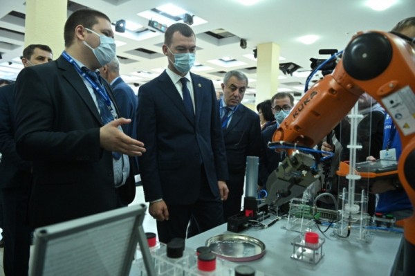 Инженерная элита страны собралась в промышленной столице Хабаровского края