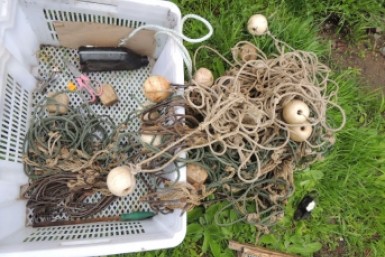 Итоги дня: въехал в дом на машине, пожар в магазине, браконьеров поймали с поличным