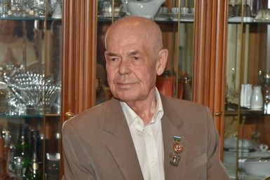 Итоги дня: отвлекся на звонок и сбил женщину, загорелся автосервис и не вернулся с рыбалки