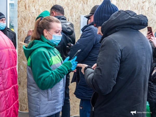 Суббота 13-е. Первый день с QR-кодом в Хабаровске