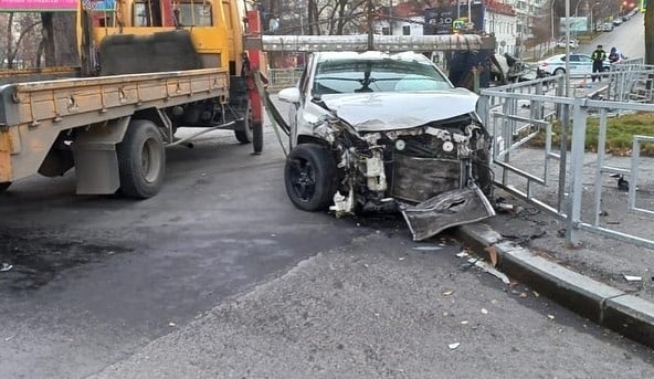 Наломал дров: стали известны подробности жесткого ДТП в центре Хабаровска