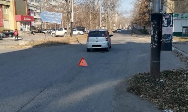 Двое школьников с разницей в несколько часов угодили под колеса авто в Хабаровске&nbsp;