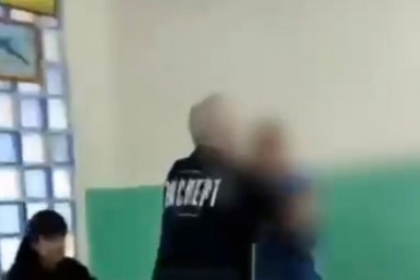 Итоги дня: рукоприкладство в школе, аномальный холод, поножовщина в такси Итоги дня: рукоприкладство в школе, аномальный холод, поножовщина в такси