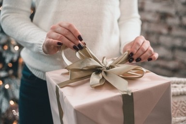 Итоги дня: тигр в селе, правильная елка, худшие подарки на корпорат и звание для тренера