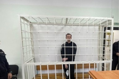 Итоги дня: антикварную картину за дом для старушки, в школе умер подросток, проверка шахт