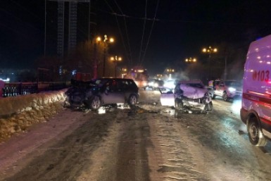 Итоги дня: закололи и запинали, смертельный вылет на встречку, захват женщины с ребенком Итоги дня: закололи и запинали, смертельный вылет на встречку, захват женщины с ребенком