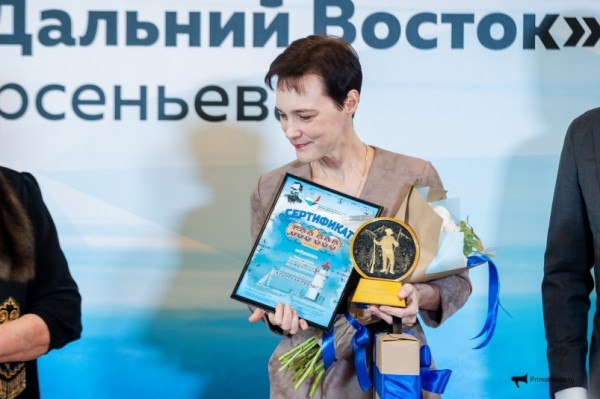 Любовь Безбах: о самодостаточном Сахалине и триумфе на Премии Арсеньева