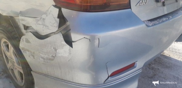 Предновогоднее свинство: скверный "подарок" ждал на парковке хабаровскую автолюбительницу