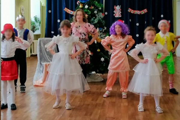 Сотрудники УФСИН по Хабаровскому краю посетили новогодний утренник в Детском доме №35