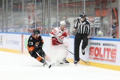 Итоги дня: вернули должок, шестая победа, выгодные авто, благодарность дворнику и 112